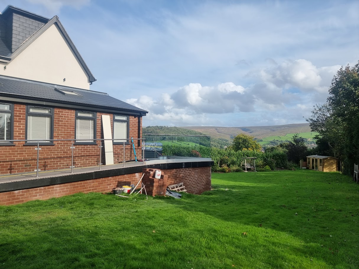 A glass garden terrace in Glossop — further view of the completed installation