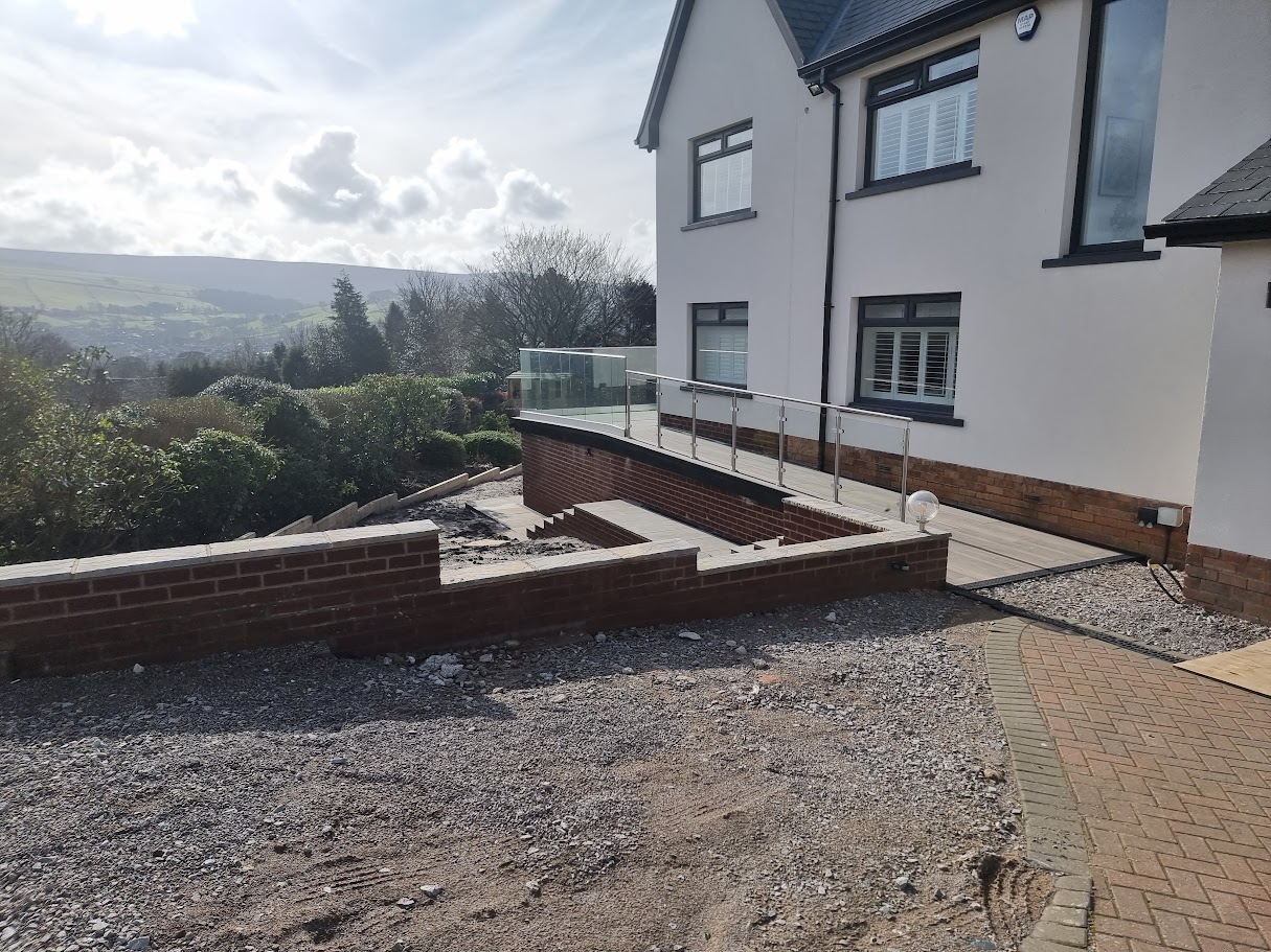 A glass garden terrace in Glossop — further view of the completed installation