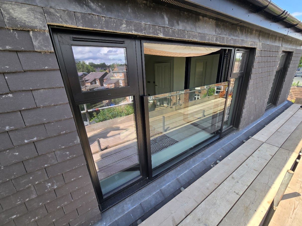 Juliette Balconies installed by Manchester Balustrades — photo 9