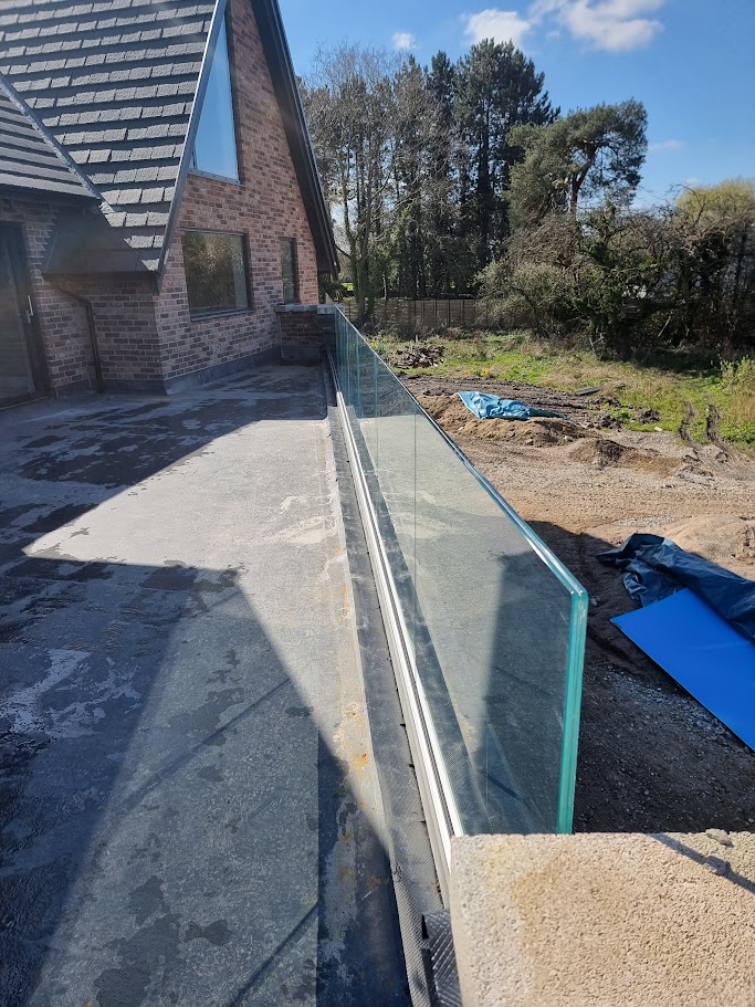 Channel Glass Balustrade Systems installed by Manchester Balustrades — photo 3