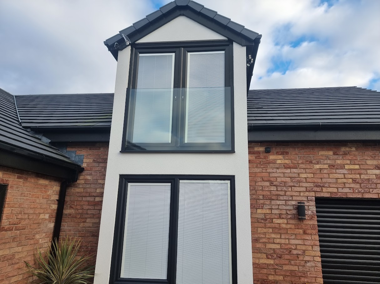 Juliette Balconies installed by Manchester Balustrades — photo 4